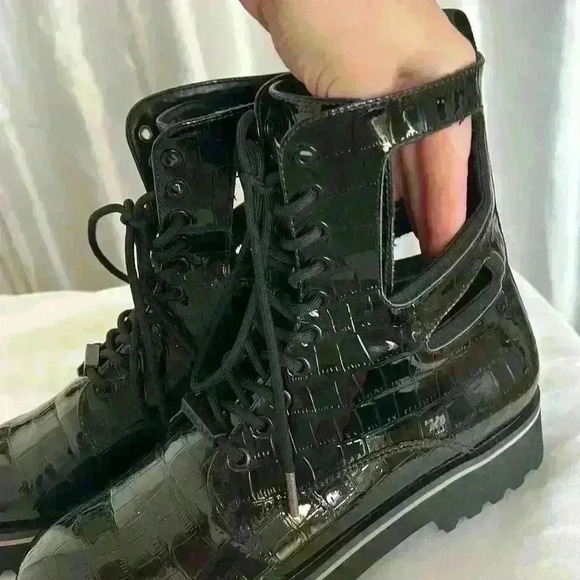 BRAND NEW Kendall + Kylie black boots  ✨✨ - Picture 7 of 14